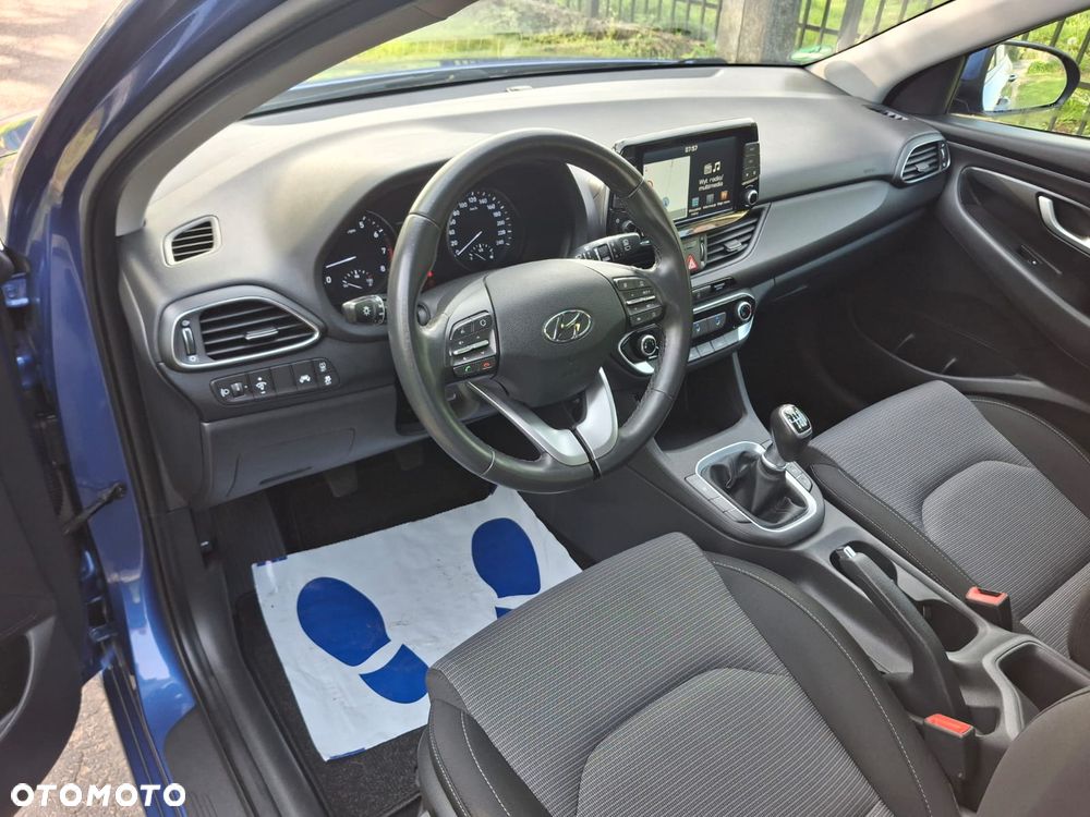 Hyundai i30 1.4 Premium - 16