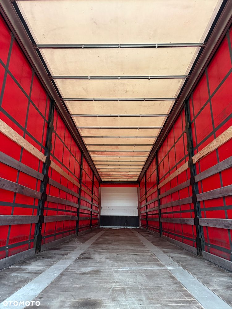 Schwarzmuller S1 - 17