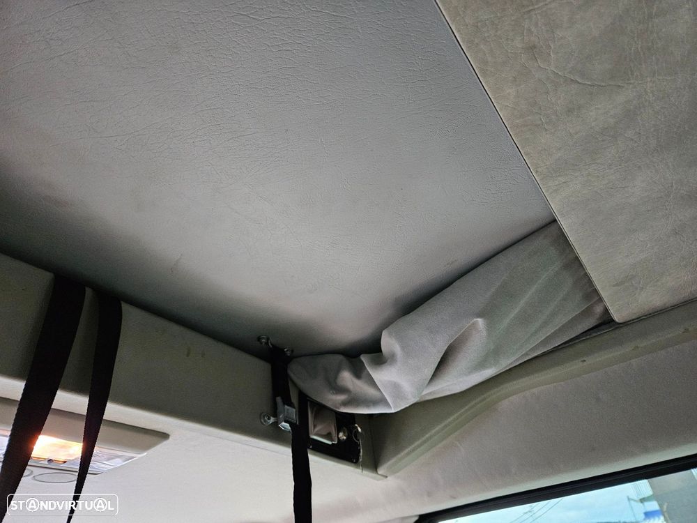 Land Rover Discovery - 33