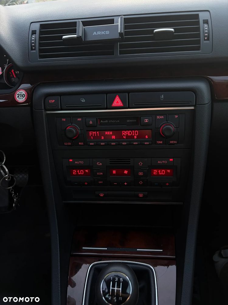 Audi A4 Limousine - 22