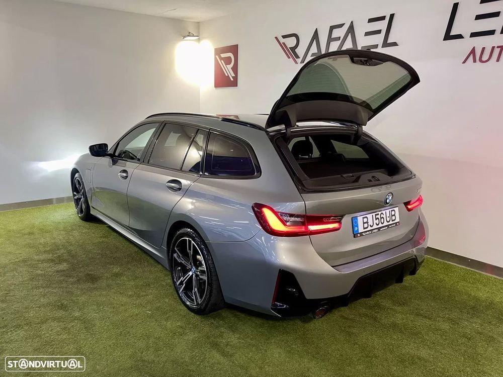 BMW 320 e Pack Desportivo M Auto - 44