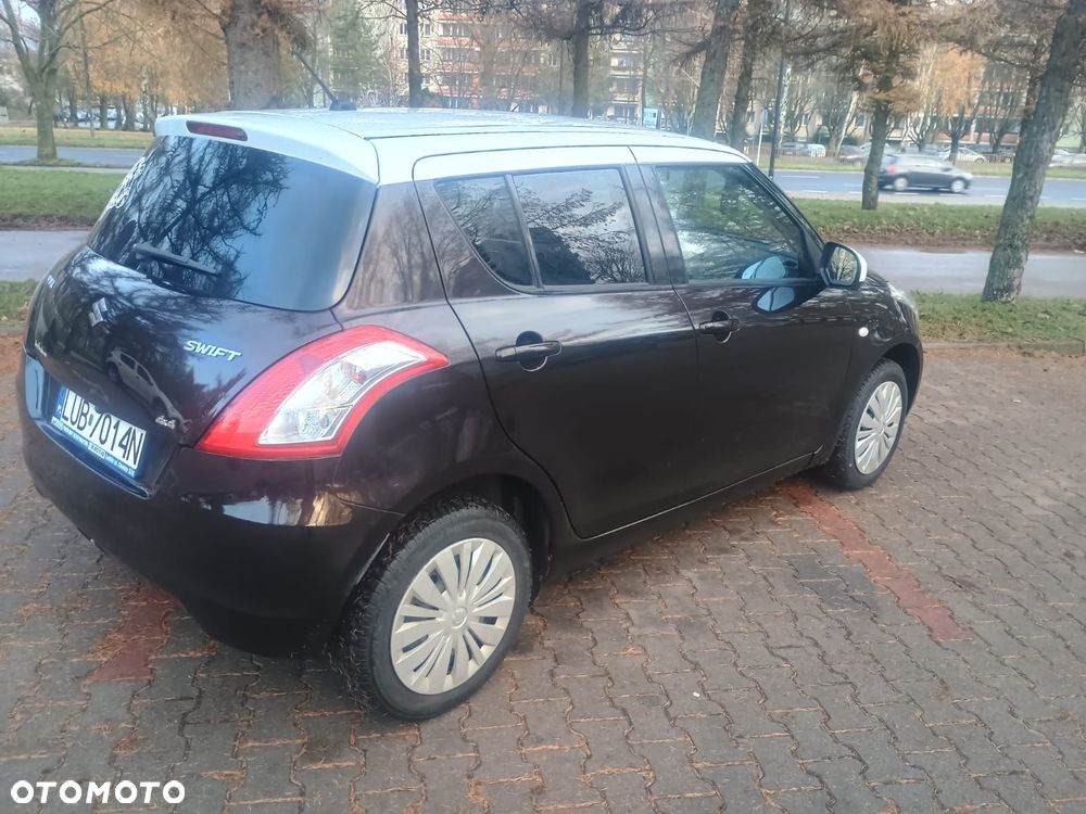 Suzuki Swift - 4