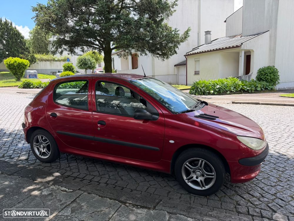 Peugeot 206 1.1 XR - 5