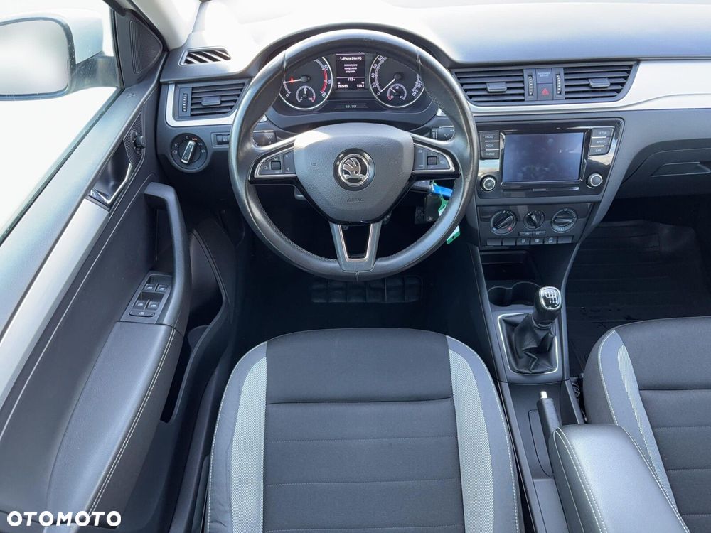 Skoda RAPID 1.0 TSI Ambition - 16