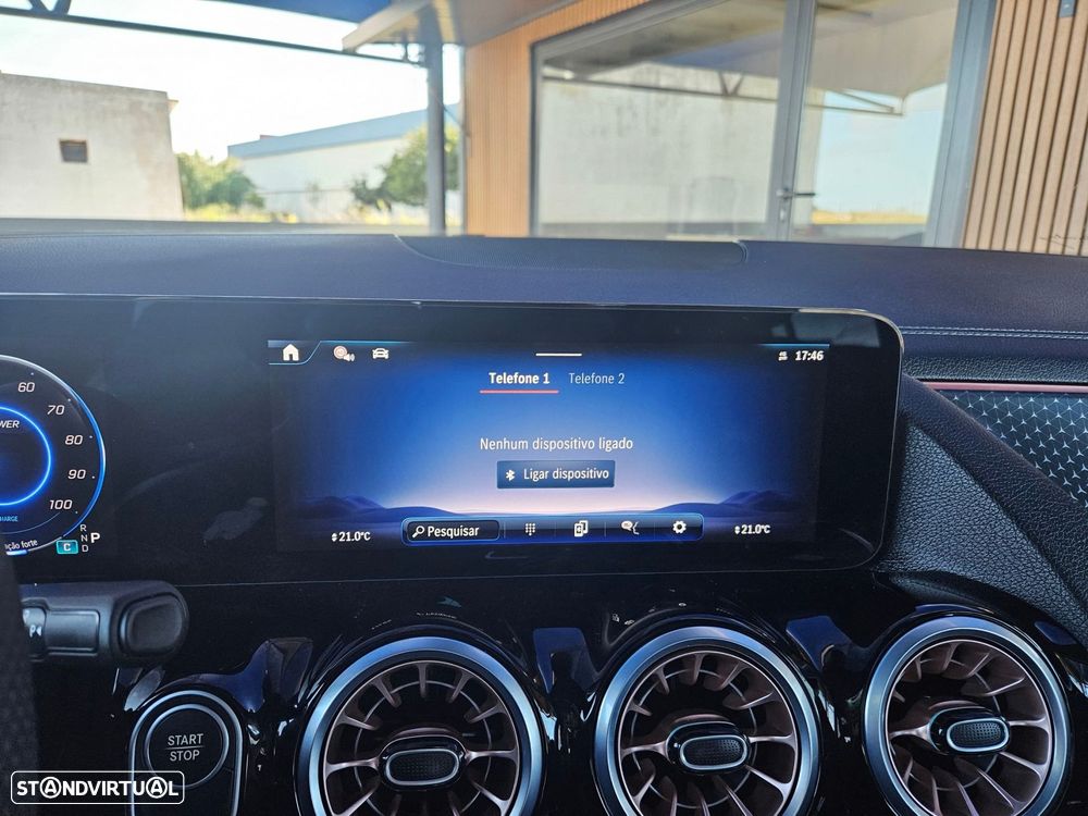 Mercedes-Benz EQA 300 4Matic Electric Art - 24