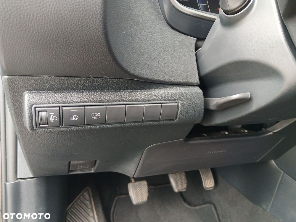 Toyota Corolla - 22