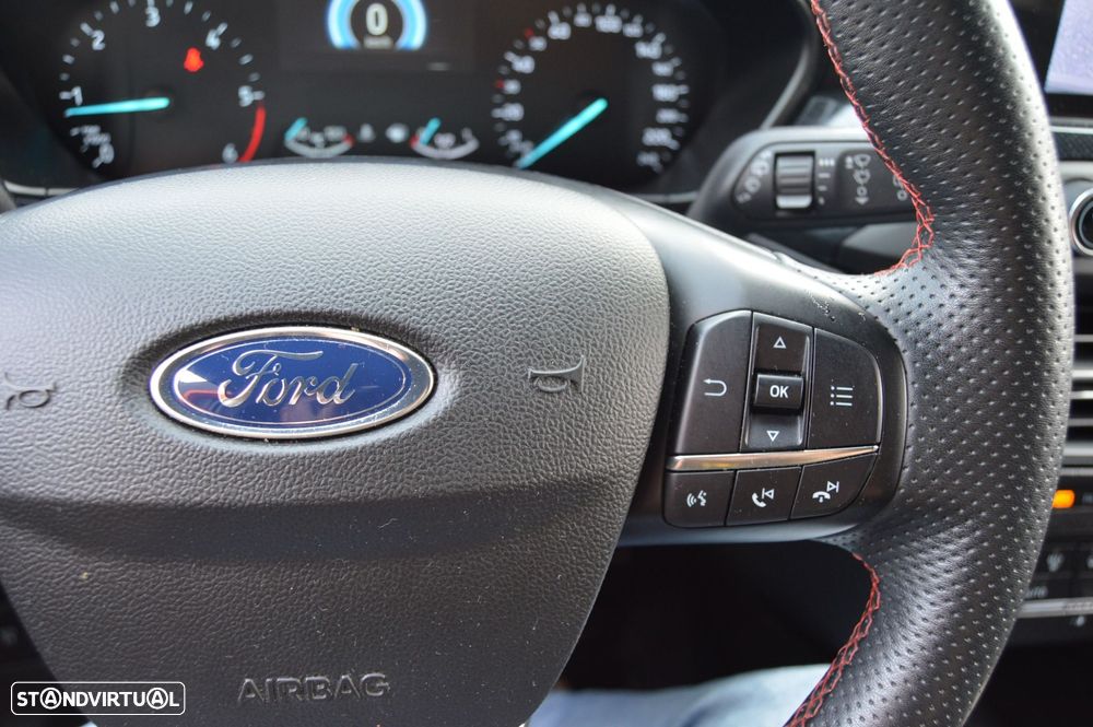 Ford Focus 1.5 TDCi ECOBlue ST-Line - 51