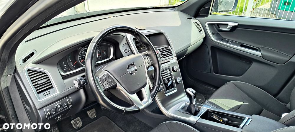 Volvo XC 60 D4 Kinetic - 5