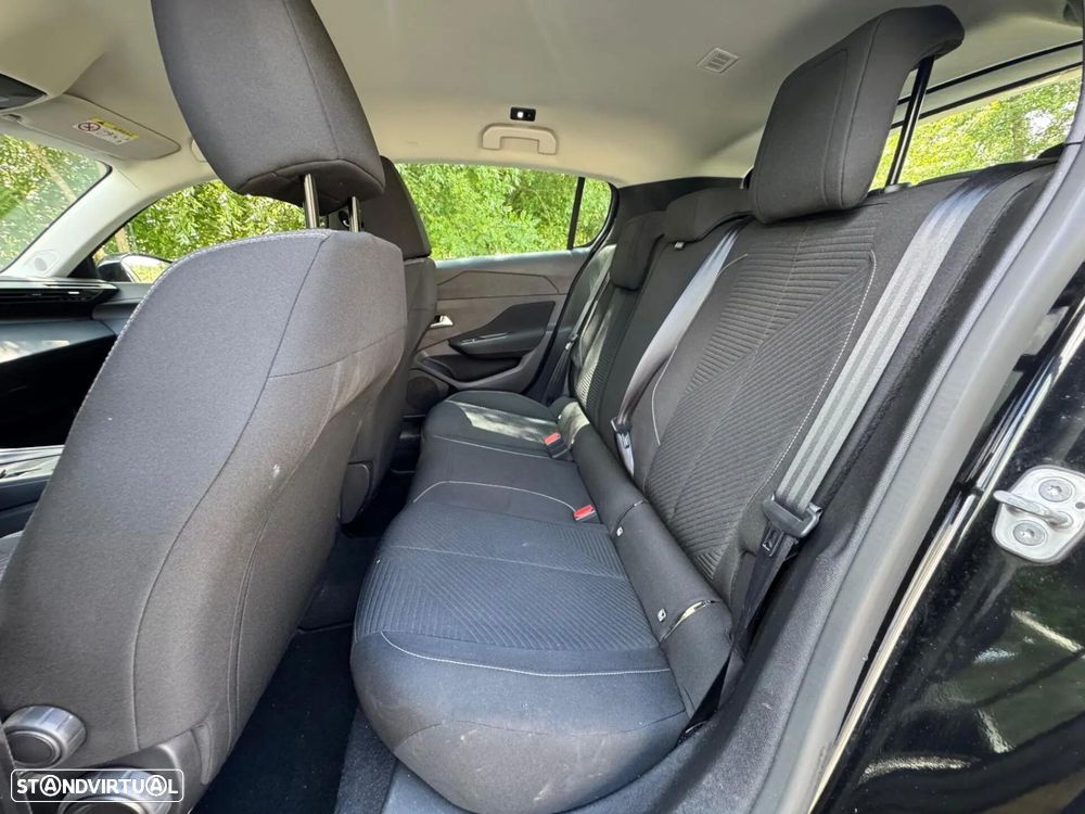 Peugeot 308 PureTech 130 EAT8 Active Pack - 32