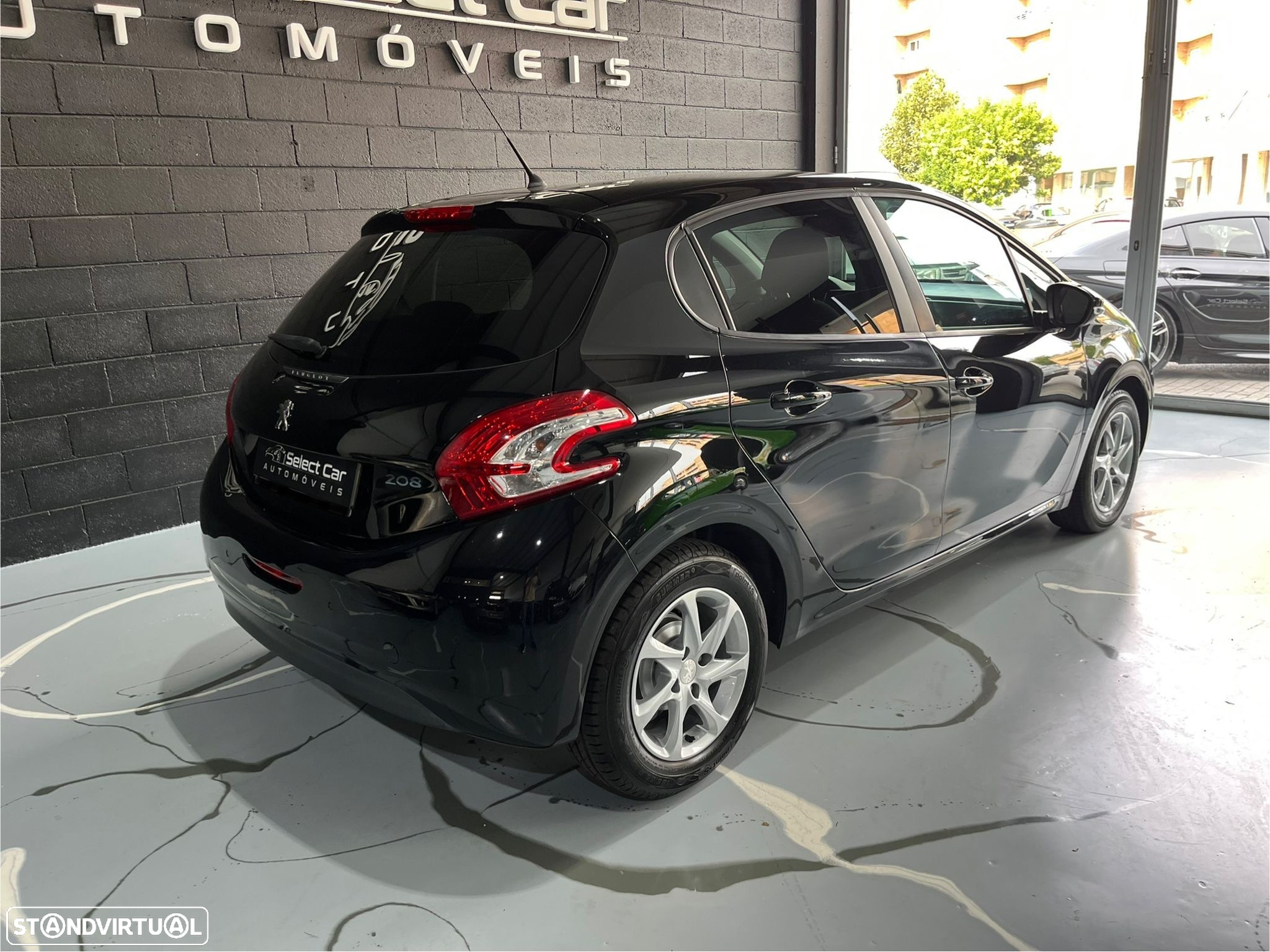 Peugeot 208 1.2 PureTech Active - 8