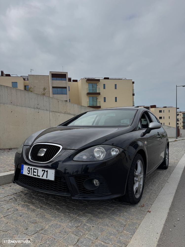 SEAT Leon 2.0 TDI FR - 4