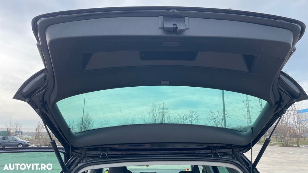 Volkswagen Golf - 14