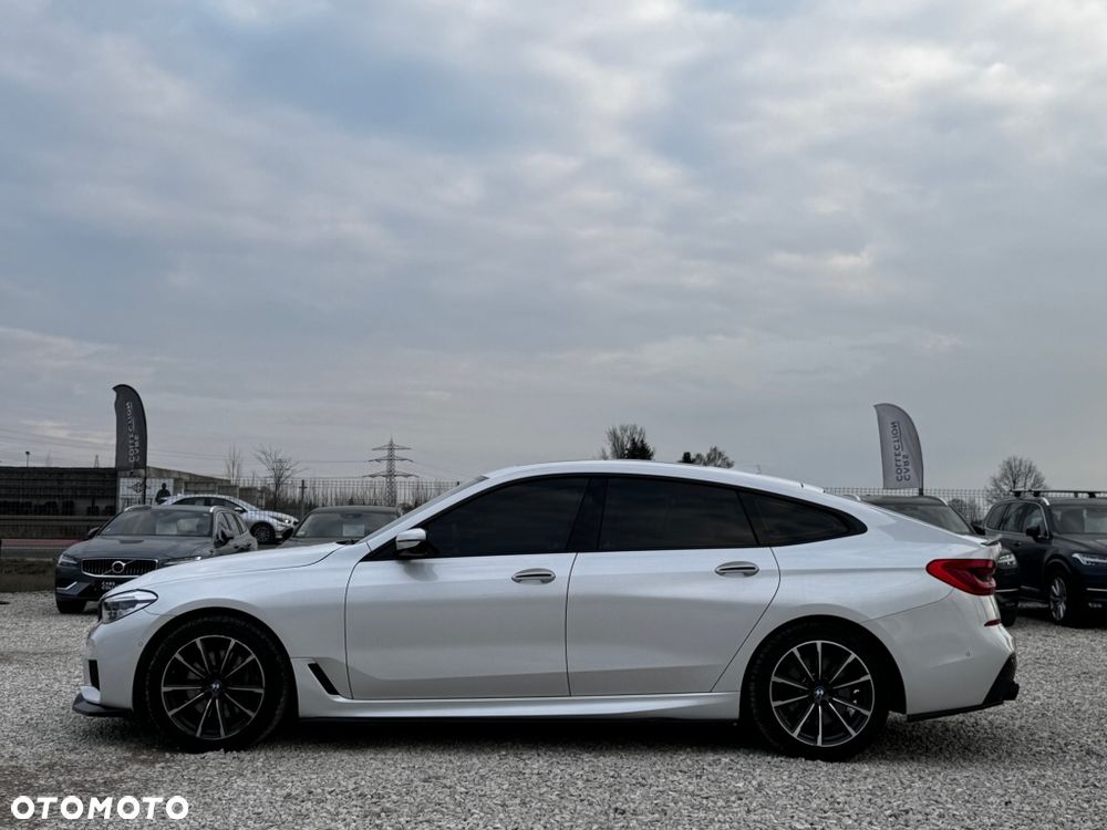BMW 6GT - 7