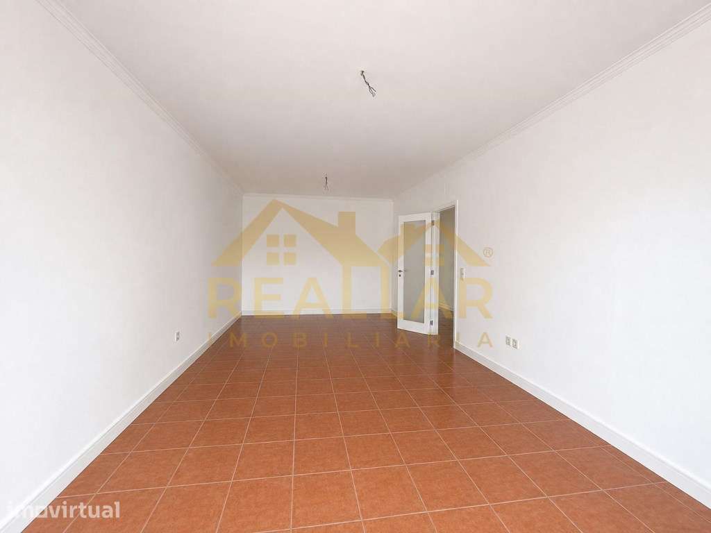 Apartamento T2 em Pleno Centro da Póvoa de Varzim | Garagem Fechada - Grande imagem: 2/17