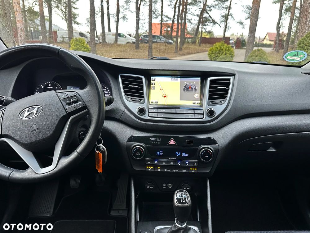 Hyundai Tucson blue 1.7 CRDi 2WD Advantage - 16
