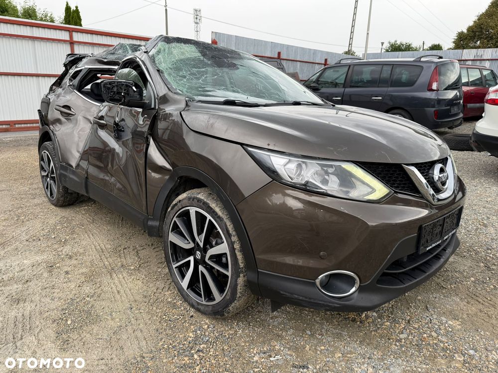 Nissan Qashqai 1.6 dCi Xtronic TEKNA - 4