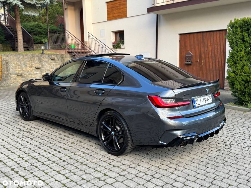 BMW Seria 3 330i xDrive Sport Line - 36