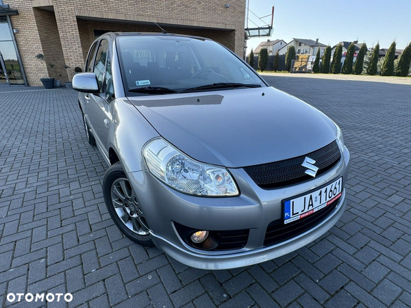 Suzuki SX4