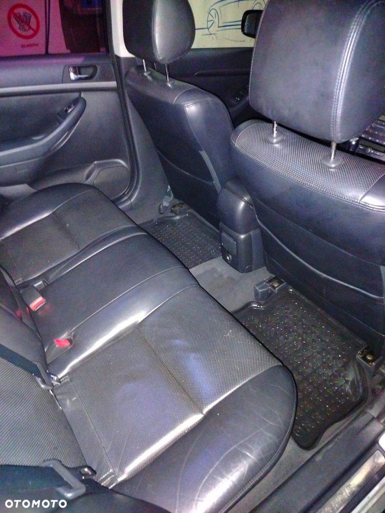 Toyota Avensis 2.0 D-4D Combi - 2