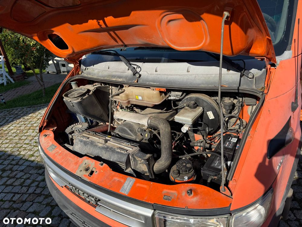 Iveco DAILY 40C13 - 12