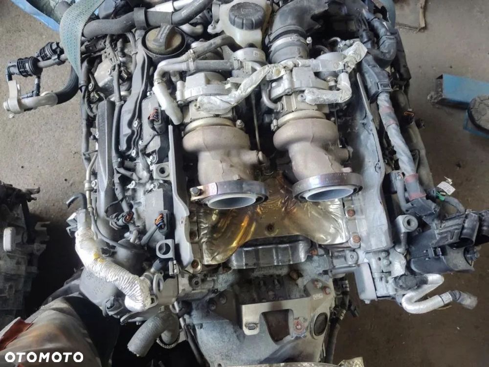MRECEDES W205 SILNIK 4.0 V8 BI TURBO 177980 AMG - 2