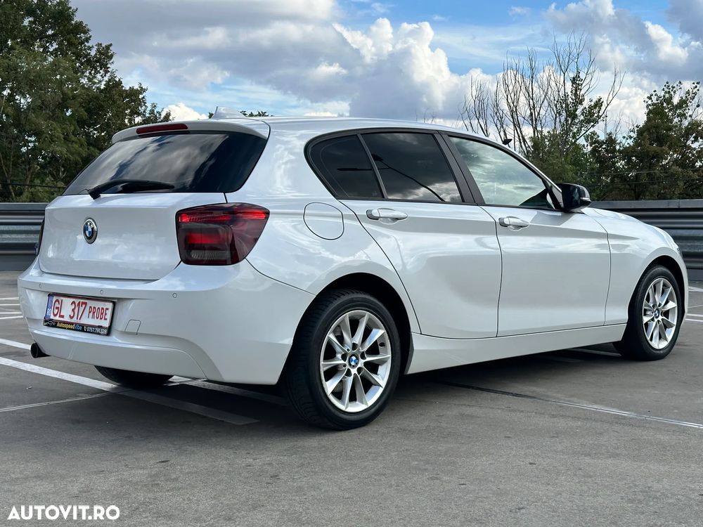 BMW Seria 1 116i - 11