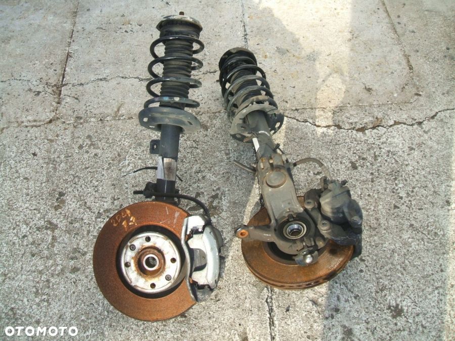PASSAT B6 2.0TDI 2.0FSI ZWROTNICA prawa AMORTYZATOR MCPHERSON prawy lewy - 2