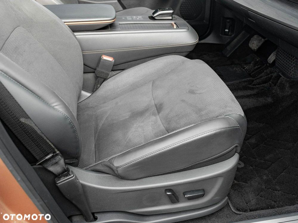 Nissan Ariya 87kWh E-4orce Evolve - 35