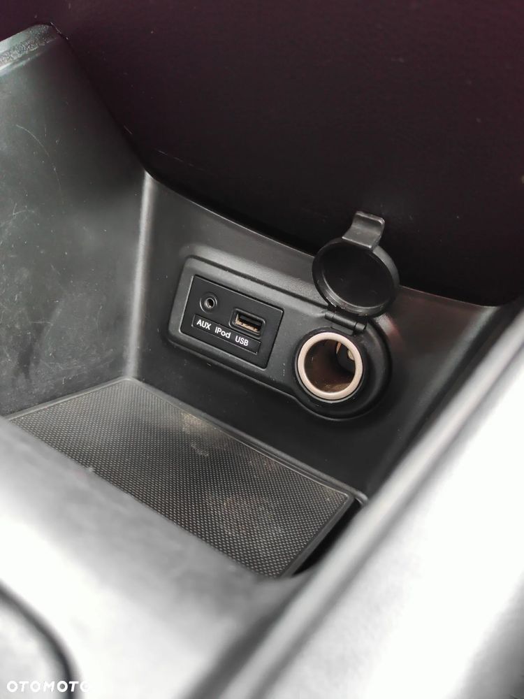 Hyundai ix20 1.4 Comfort - 14