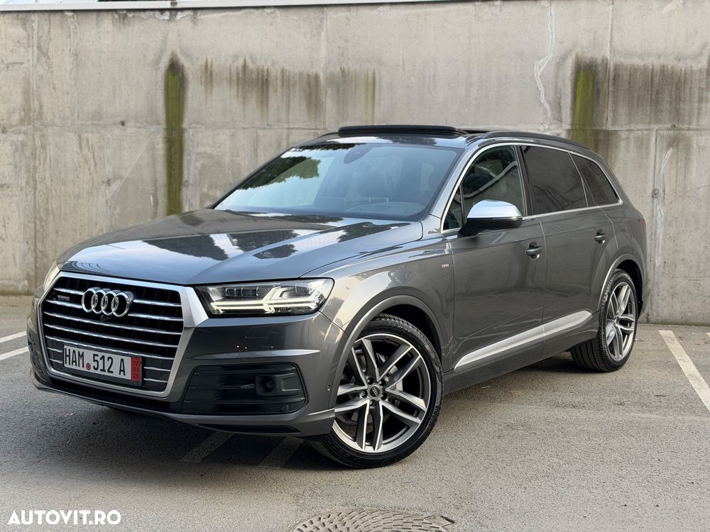 Audi Q7 - 1
