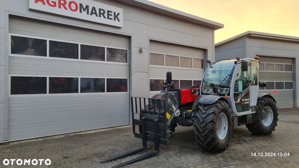 Massey Ferguson TH 7038 - 2