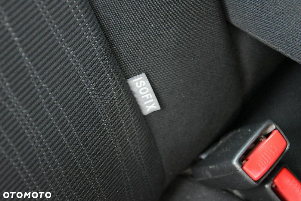 Toyota Corolla - 10
