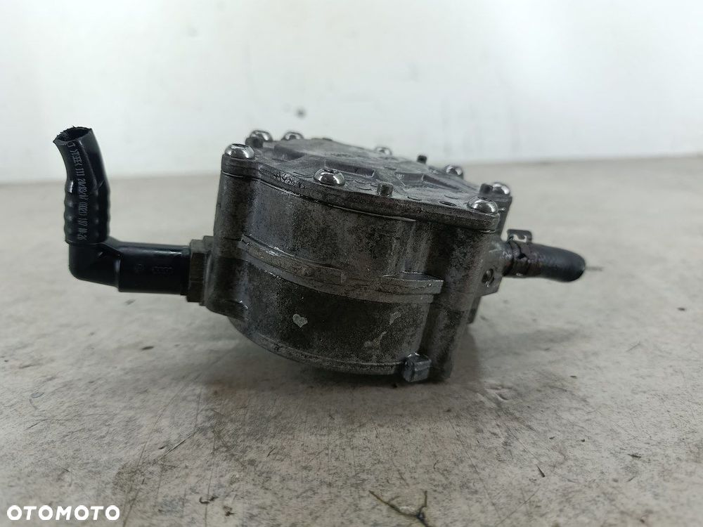 POMPA VACUM SEAT LEON II 038145209M BOSCH 1.9 TDI - 6