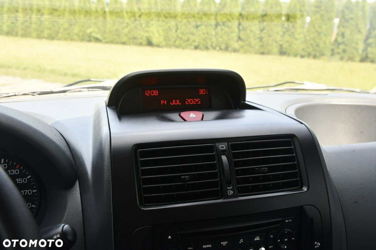 Peugeot Expert - 26