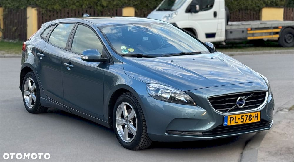 Volvo V40 D2 - 3