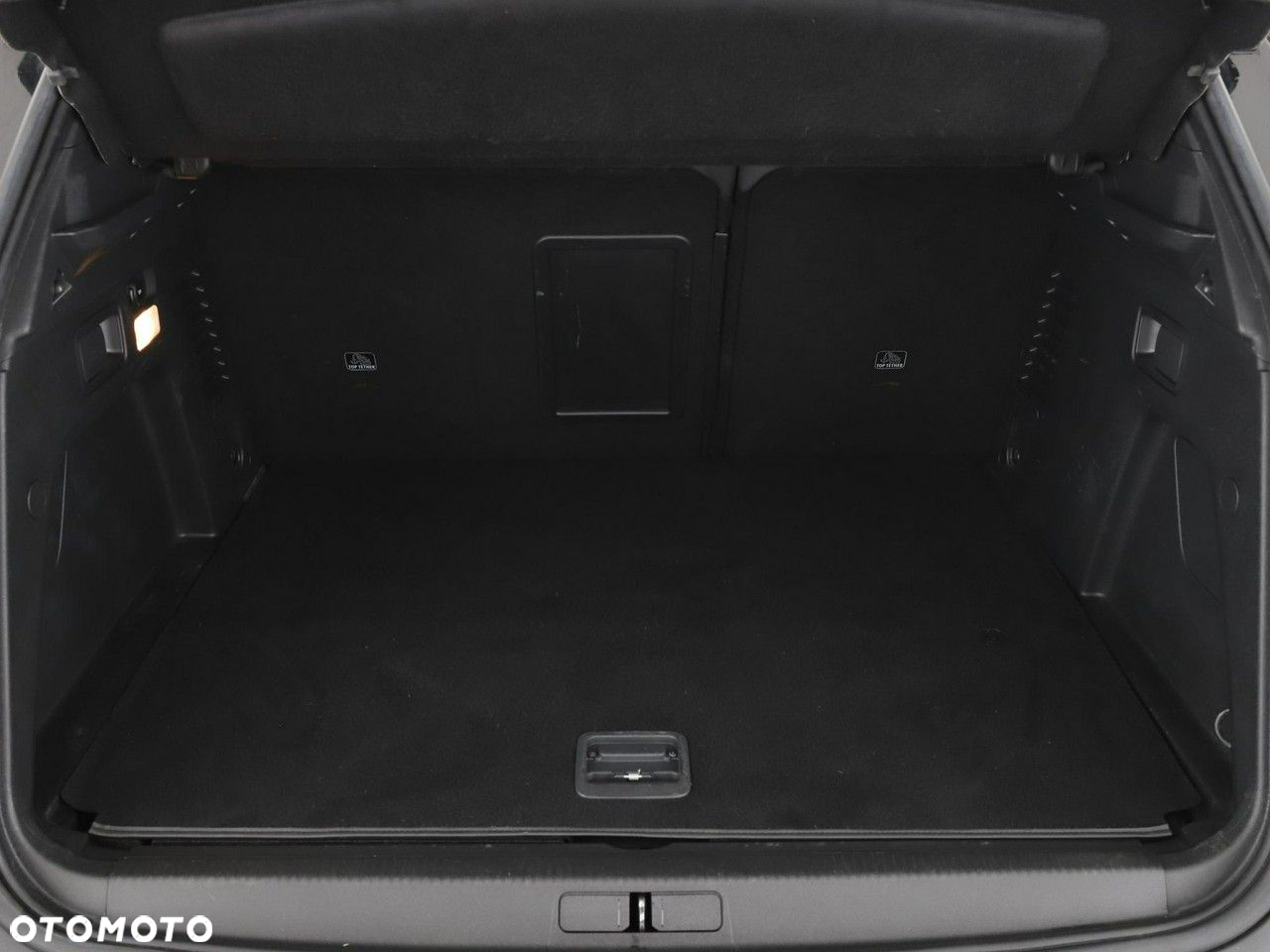 Peugeot 3008 1.6 PureTech Hybrid PHEV Allure S&S EAT8 - 16