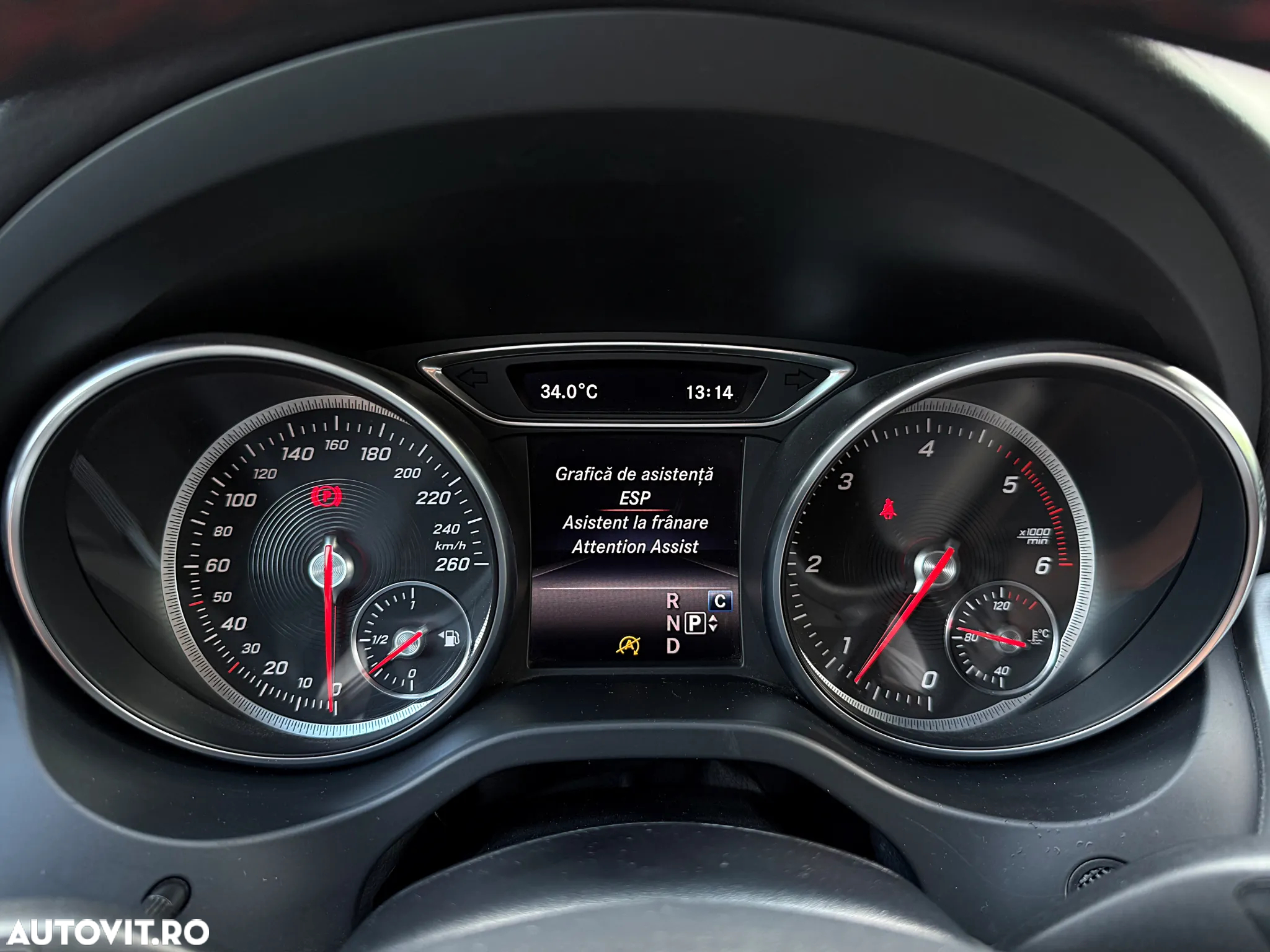 Mercedes-Benz CLA 200 d 4MATIC Aut. - 27