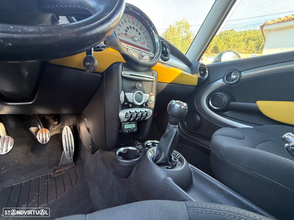 MINI 3 Portas Cooper S - 4