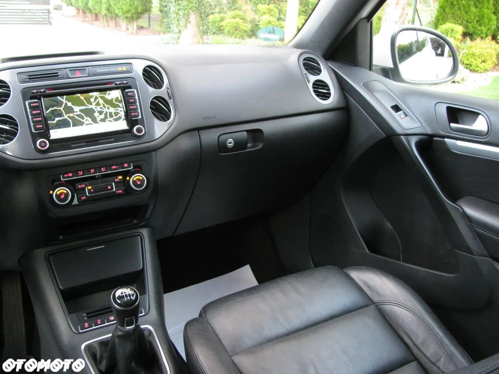 Volkswagen Tiguan 1.4 TSI Perfectline R-Style - 26