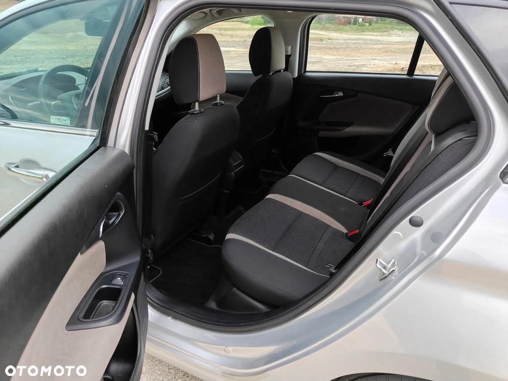 Fiat Tipo 1.4 T-Jet 16v Lounge EU6 - 11
