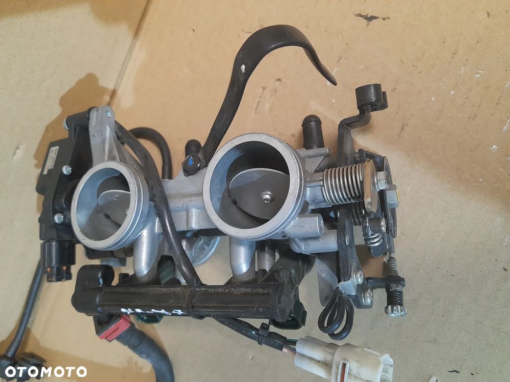 = KAWASAKI ER-6N 2012 WTRYSKI PRZEPUSTNICE - 7