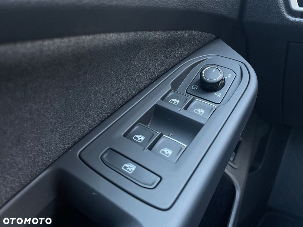 Volkswagen Golf Variant - 22