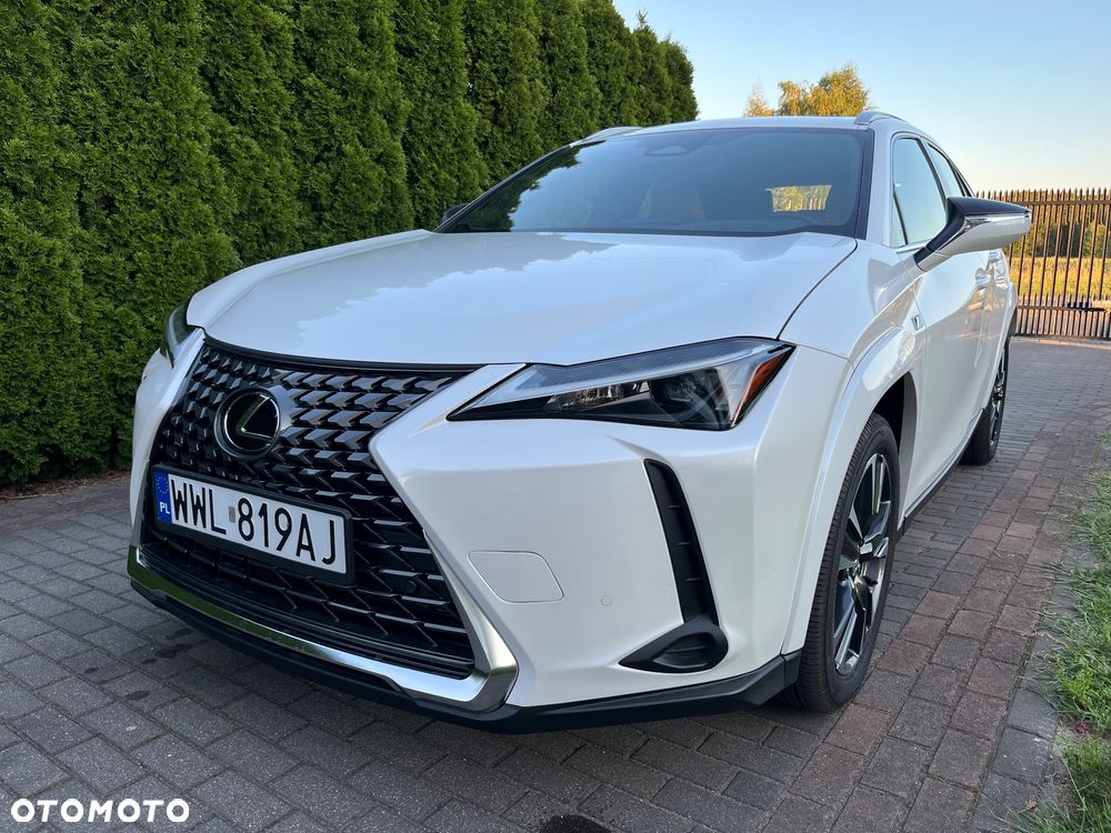 Lexus UX - 1