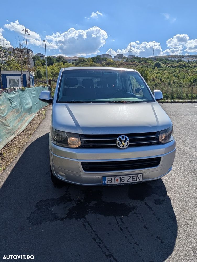 Volkswagen Caravelle - 1