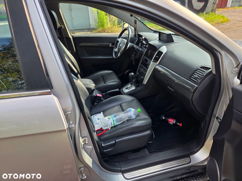 Chevrolet Captiva 3.2 LT high - 15