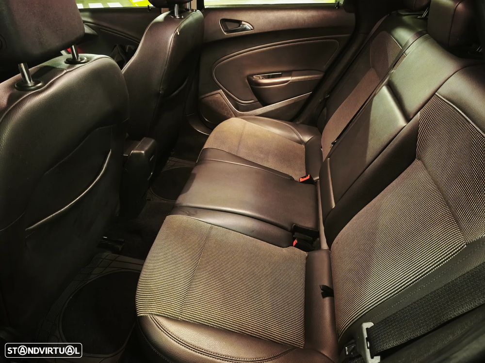 Opel Astra Sports Tourer 1.7 CDTi Cosmo - 28