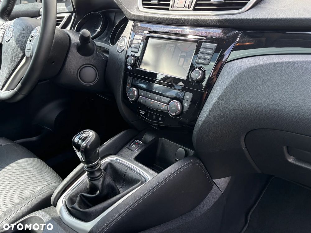 Nissan Qashqai 1.2 DIG-T Tekna EU6 - 39