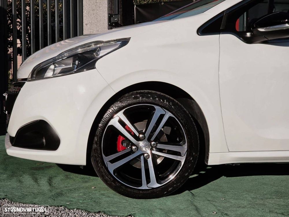 Peugeot 208 1.6 BlueHDi GT Line - 6