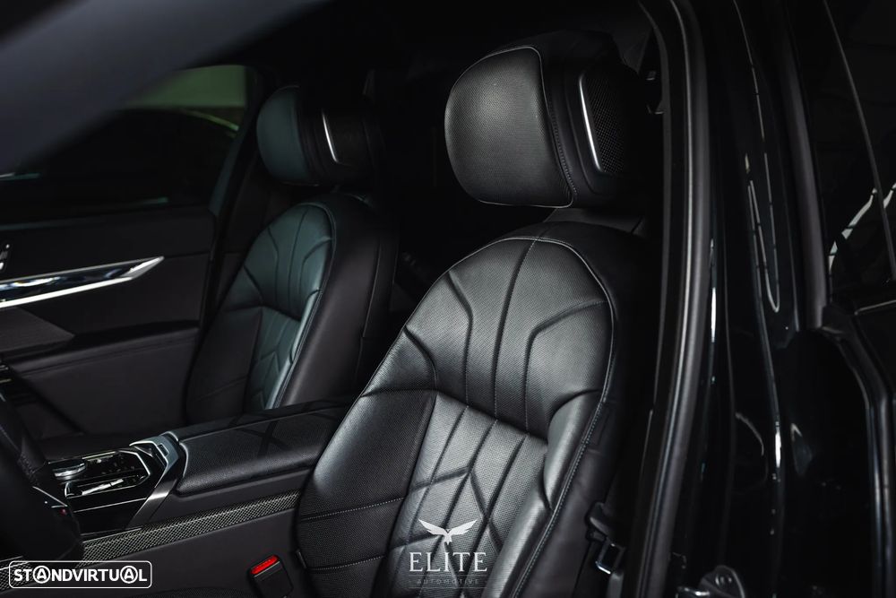 BMW i7 eDrive50 Pack Desportivo M Pro - 10