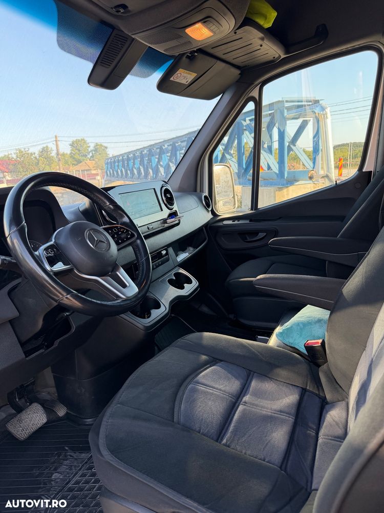 Mercedes-Benz Sprinter - 8